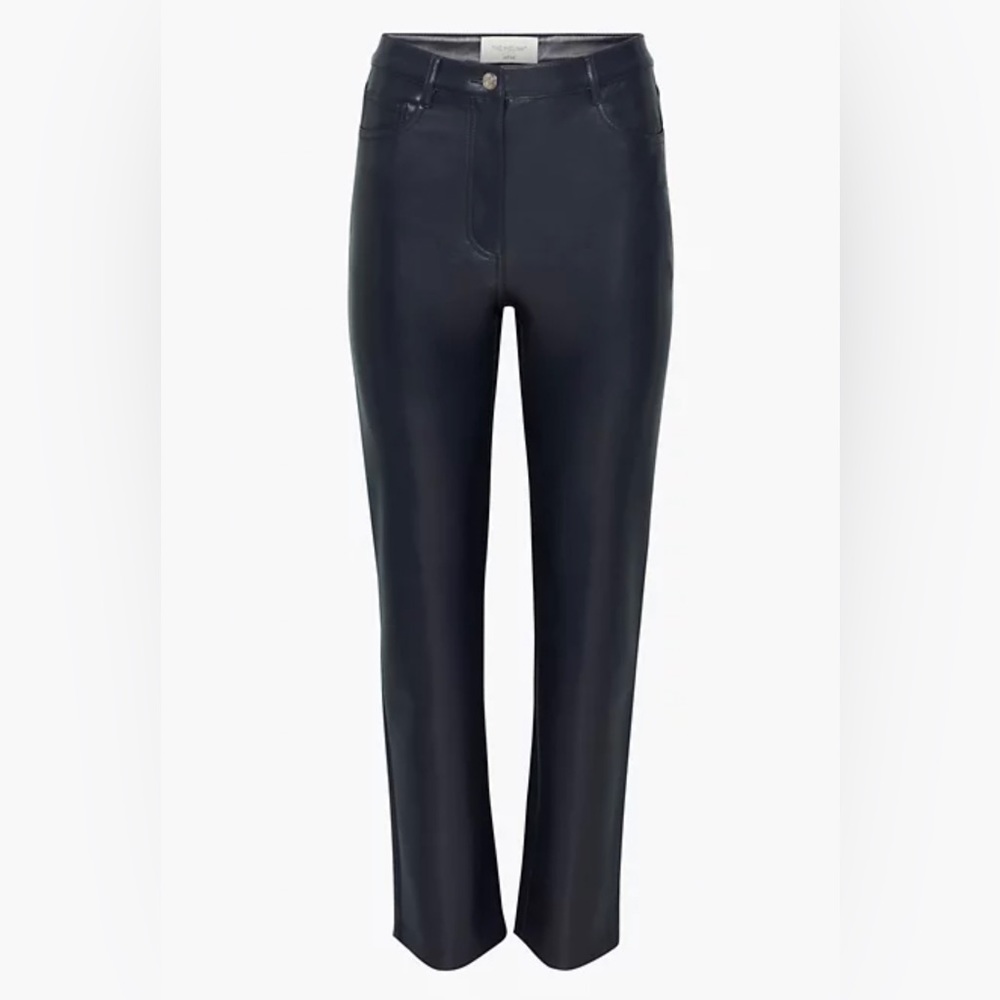 Aritzia Wilfred the melina pant size 2 length short. Never worn with tags